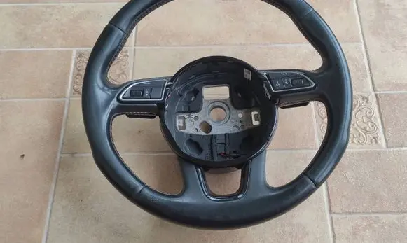 Audi Q7 4L Steering wheel 8U0419091P