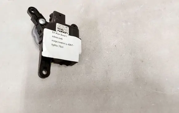 KIA Soul A/C air flow flap actuator/motor 