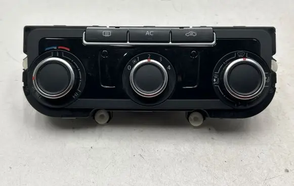 Volkswagen PASSAT B7 Climate control unit 7N0907426AM 5HB00975170