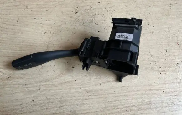 Audi A4 S4 B6 8E 8H Indicator stalk 8E0953513A