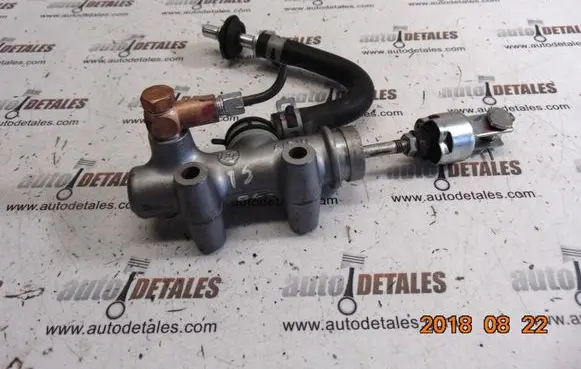 Lexus IS 220D-250-350 Clutch master cylinder