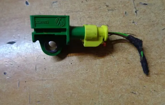 Skoda Yeti (5L) Airbag deployment crash/impact sensor 5K0959351