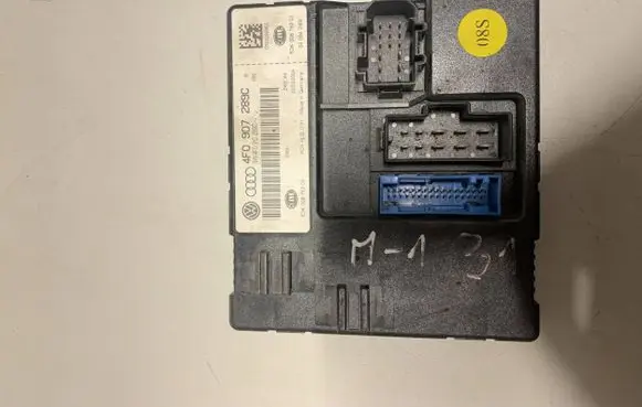 Audi A6 S6 C6 4F Comfort/convenience module 4F0907289C 5DK00876203 4F0910289C