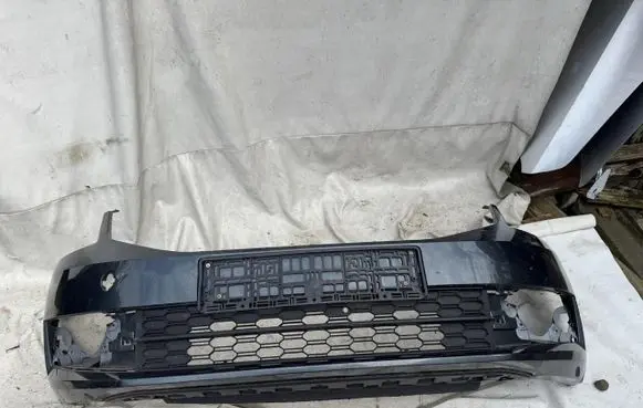 Skoda Octavia Mk3 (5E) Front bumper
