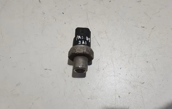 Air conditioning (A/C) pressure sensor