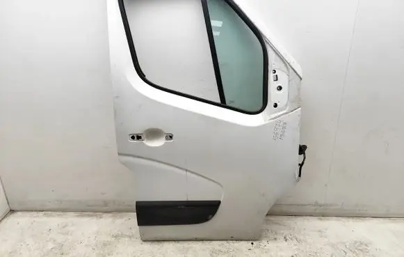 Renault Master III Front door