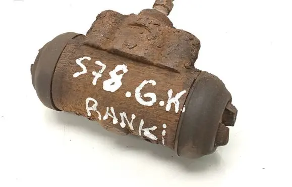 Suzuki Grand Vitara II Handbrake/parking brake pads 