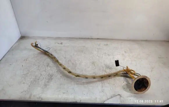Mercedes-Benz ML W164 Fuel level sensor 