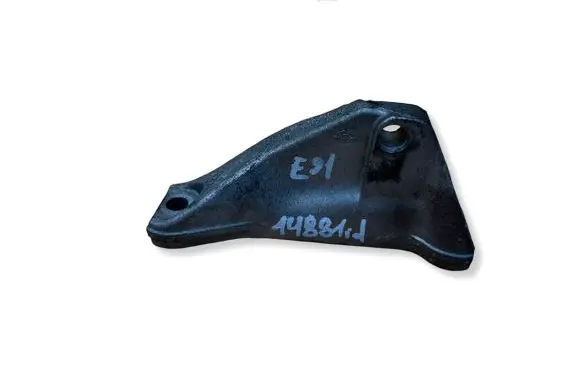 BMW 3 E90 E91 Fuel pump bracket 7804376 13517804376 24168110