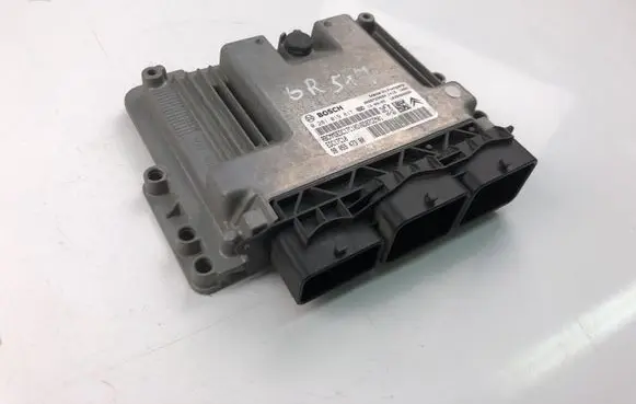 Peugeot 308 Engine control unit/module 9805947380