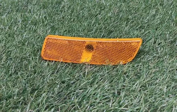 Volkswagen Tiguan Front reflector 5N0945120A