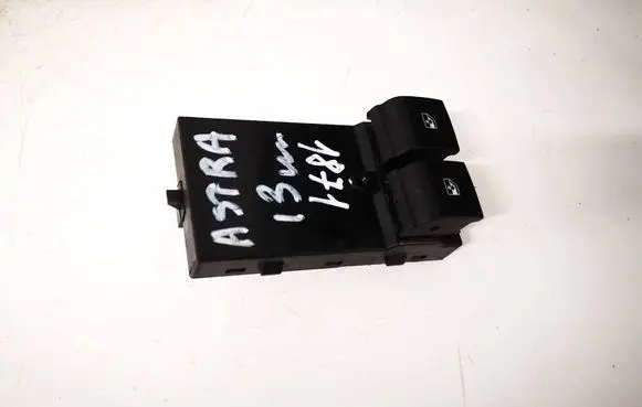 Opel Astra J Electric window control switch 13305978