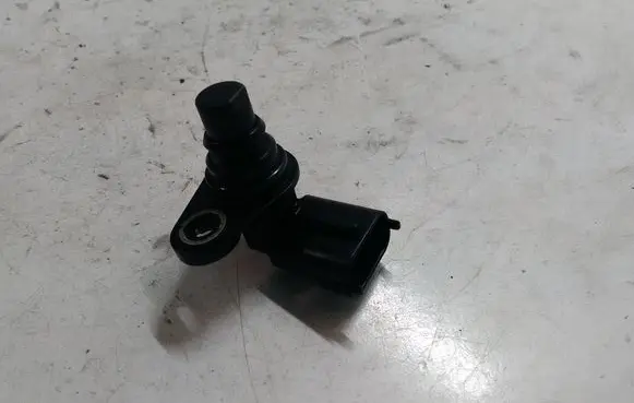 Ford Focus Camshaft position sensor BM5112K073AB