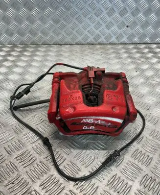 Mercedes-Benz A W176 Front brake caliper 