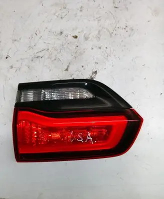 Jeep Grand Cherokee Tailgate rear/tail lights 6003TA0234