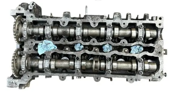Mercedes-Benz C W204 Engine head R651016 A6510520000