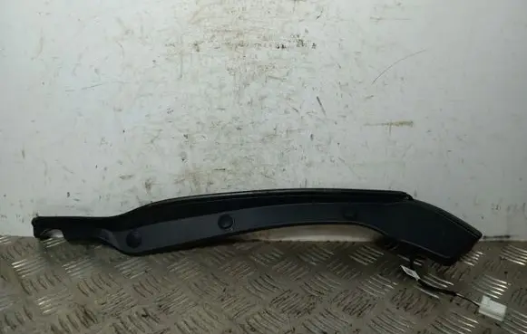 KIA Sorento Tailgate trim 83140C5100