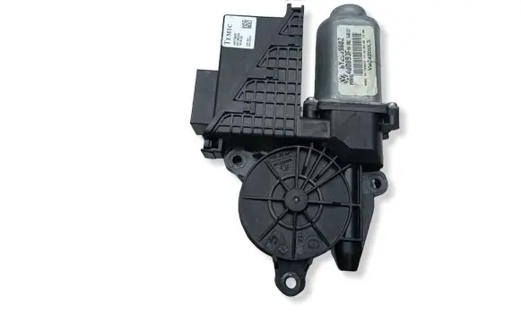 Volkswagen Polo IV 9N3 Front door window regulator motor 6Y2959802