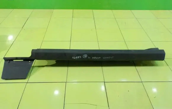Ford Transit - Tourneo Connect Side skirt front trim 