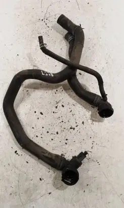 Volkswagen Golf VII Engine coolant pipe/hose 5q0122291