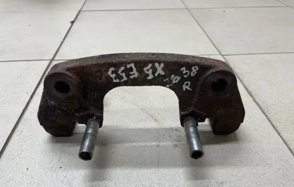 BMW X5 E53 Front brake caliper