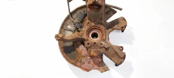 Volkswagen Golf VI Front wheel hub