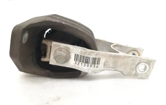 Volvo XC90 Engine mount bracket 32139936