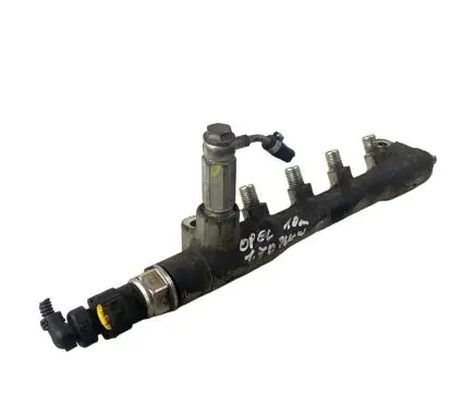 Opel Insignia A Fuel main line pipe 4S8999607