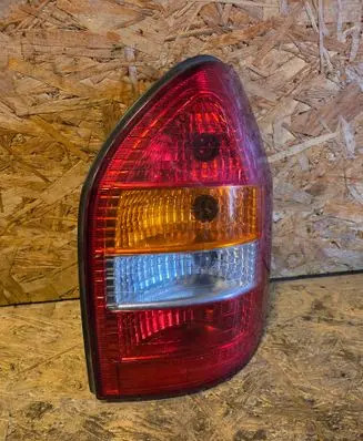 Opel Zafira A Rear/tail lights 62281