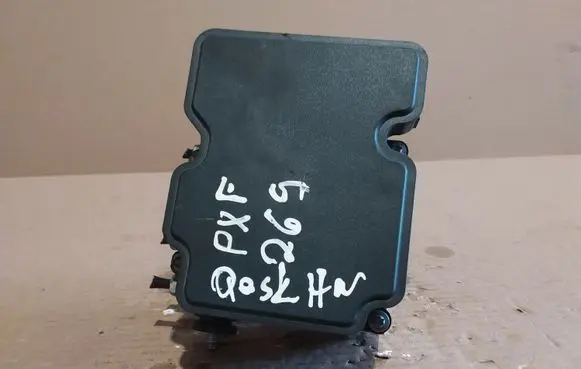 Nissan Qashqai ABS Pump 0265261032 476604EG1C