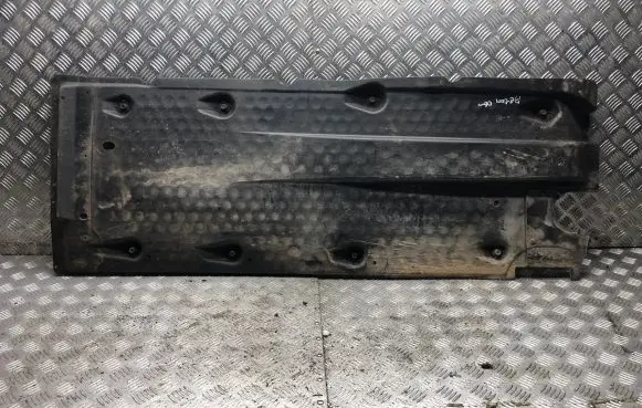 Seat Altea Side bottom protection 1K0825211E 1K0825271A