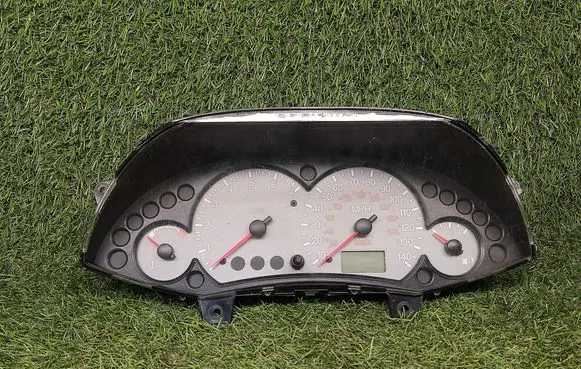 Ford Focus Speedometer (instrument cluster) 98AP10841BC