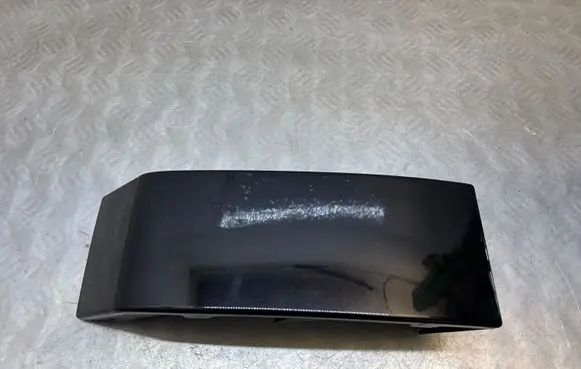 Volvo XC90 Rear/tail light trim molding 30698134