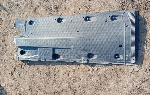 Volkswagen Touran II Center/middle under tray cover 1K0825211K