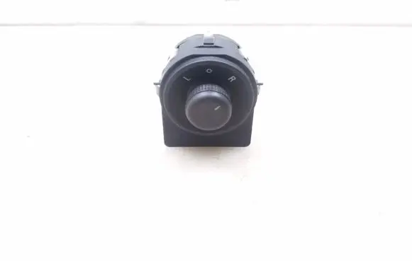 Opel Astra J Wing mirror switch 13271827