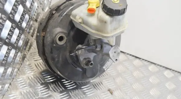 Opel Insignia A Brake booster 13228183 14330758