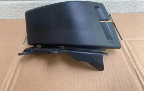 BMW 3 E92 E93 Seat belt trim 7139458
