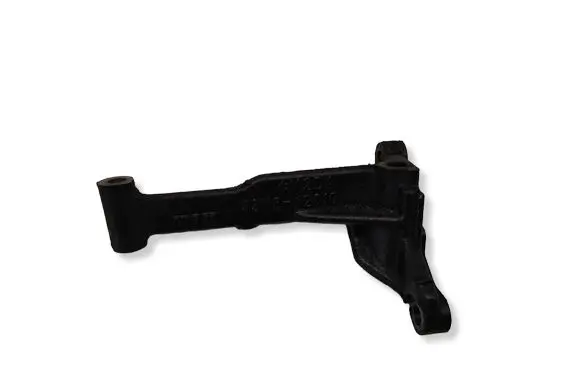 Toyota RAV 4 (XA30) Engine mounting bracket 3311842010 07620