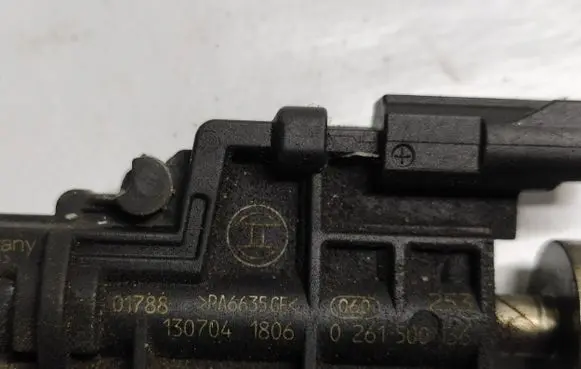 BMW 6 F12 F13 Fuel injector 7599876 13647599876
