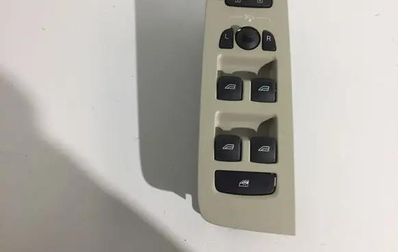 Volvo V40 Electric window control switch 31376495