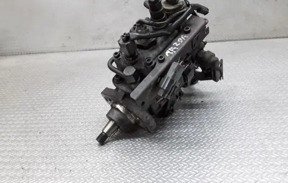 Mazda 626 Fuel injection high pressure pump 09650050016 RF2A