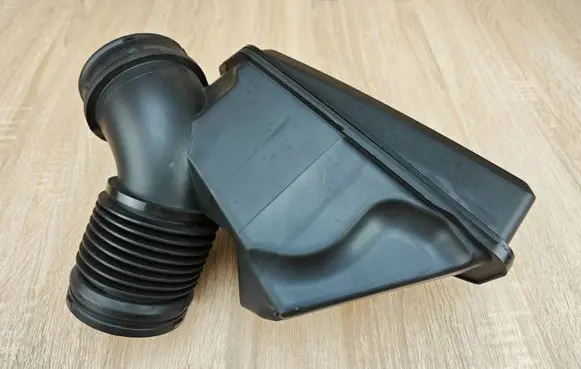 BMW 4 G22 G23 G24 G26 Intake resonator 72423023