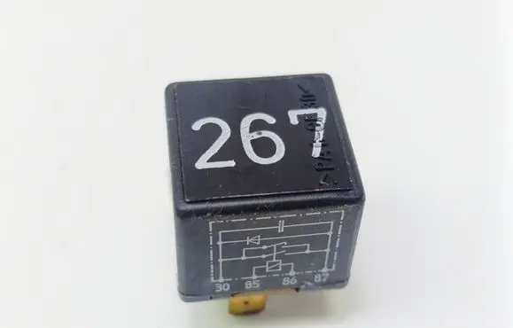 Audi A4 S4 B5 8D Other relay 443919578C