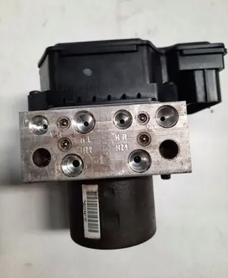 Ford Mondeo MK IV ABS Pump 064FE2AD
