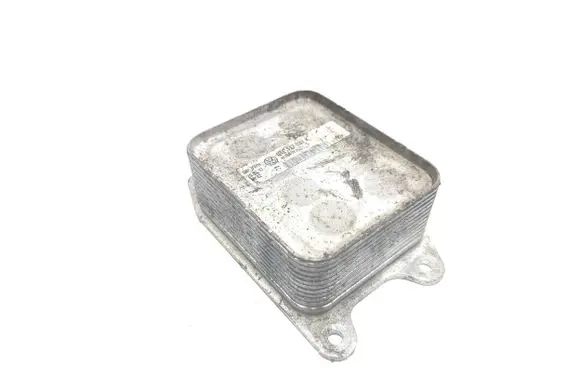 Engine oil radiator