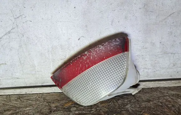 Ford Focus Rear fog light S4X15K272A S4X15500A 0374D