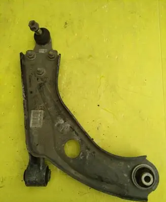 Peugeot 3008 II Front lower control arm/wishbone 266269643 980434080