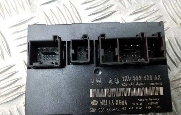 Volkswagen Golf V Comfort/convenience module 1K0959433AK