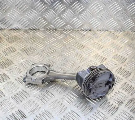 Toyota Verso-S Piston 