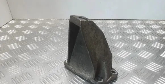 Audi A6 S6 C5 4B Engine mounting bracket 8D0399113AB